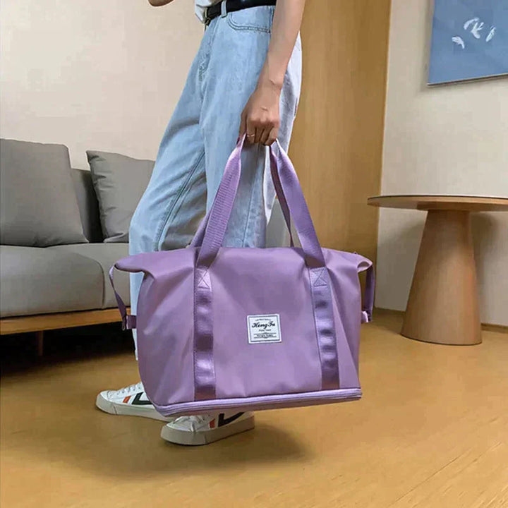 Cleo™ – Waterproof Travel Bag with Ample Storage