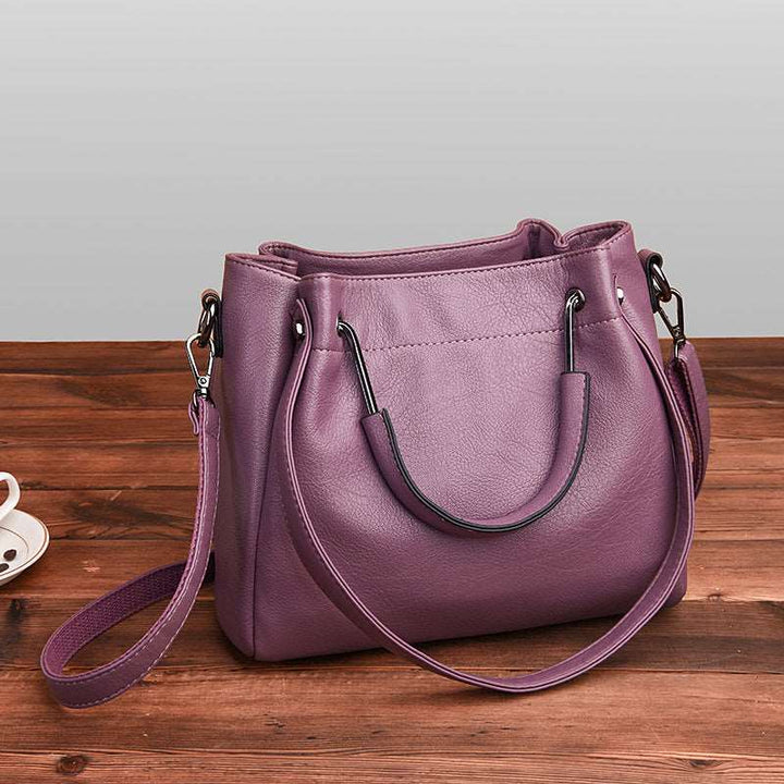 Livia™ – Luxe Charm Classic Shoulder Bag