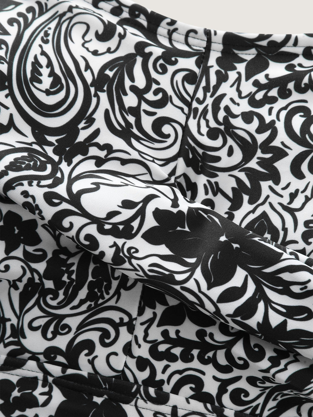 Serelune™ – Paisley Print Twist Front Swim Dress