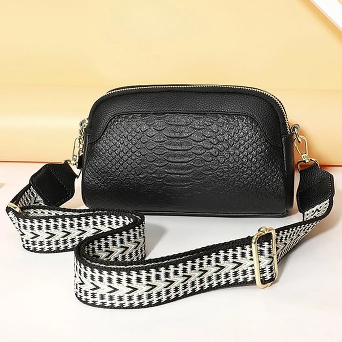 Soleil™ – Croc-Pattern Mini Crossbody Bag