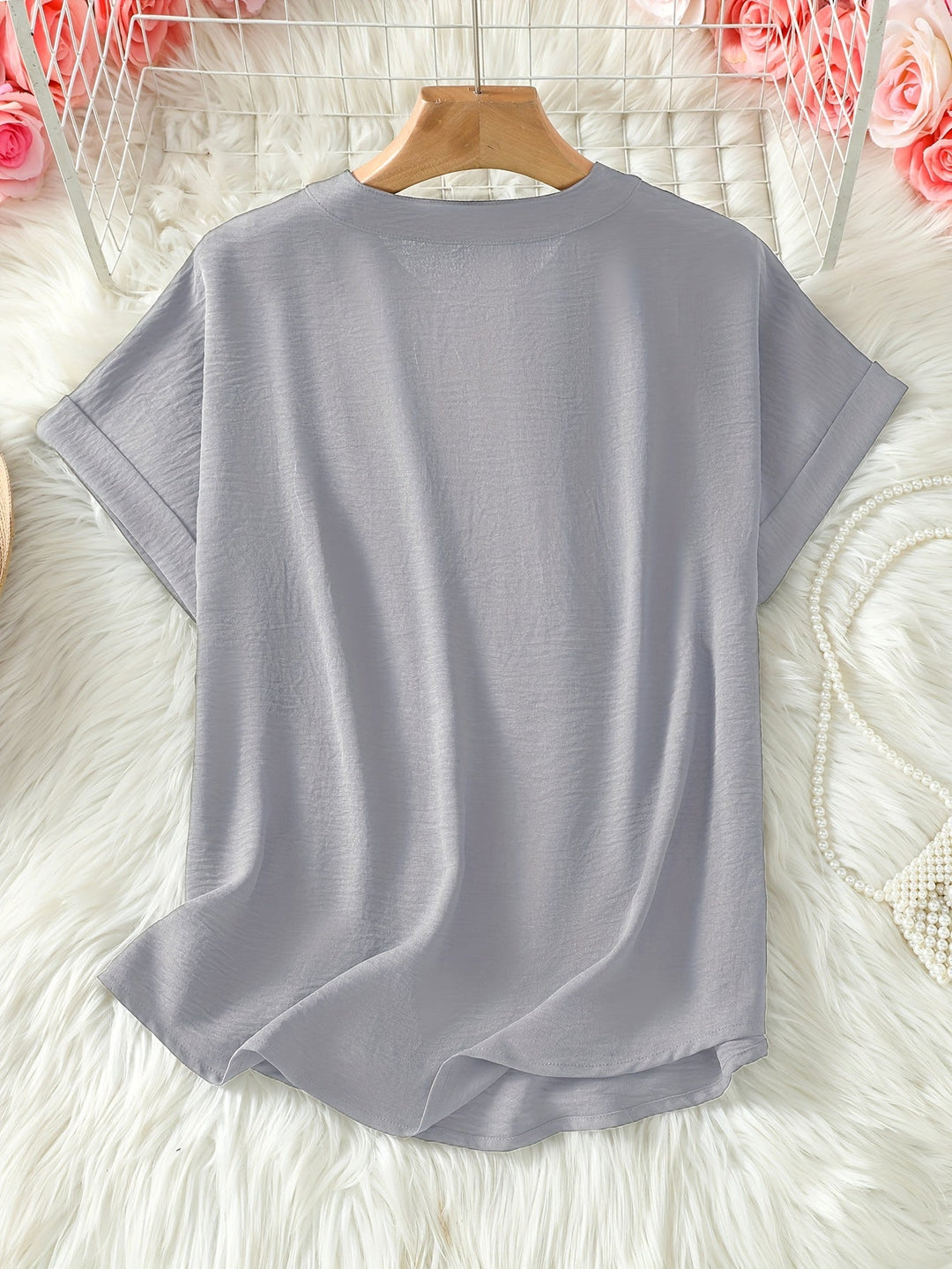 Livia™ – Relaxed V-Neck Everyday Tee