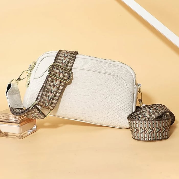 Soleil™ – Croc-Pattern Mini Crossbody Bag