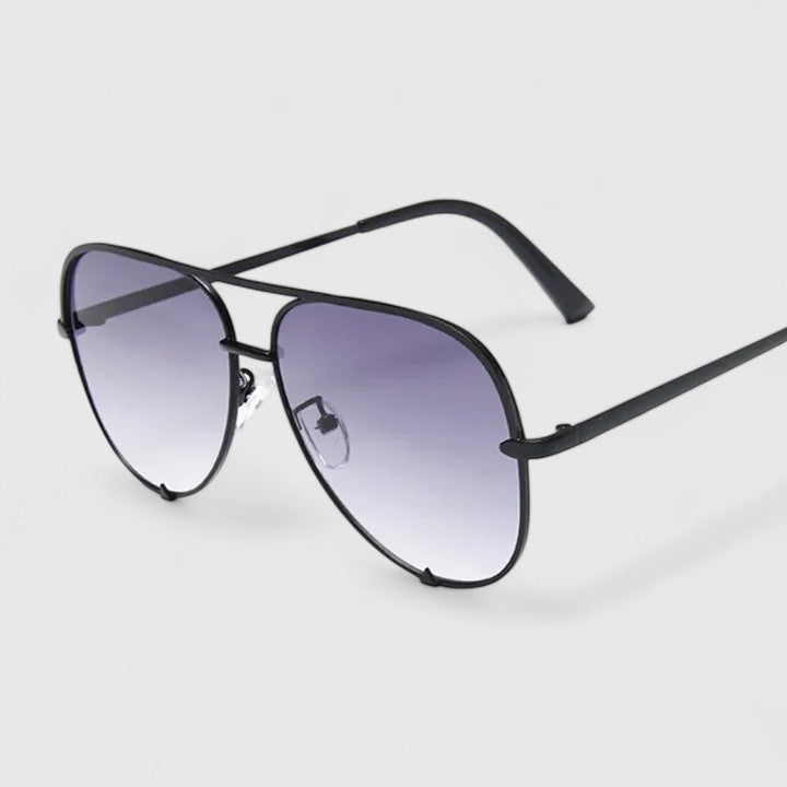 Elara™ – Chic Sunglasses