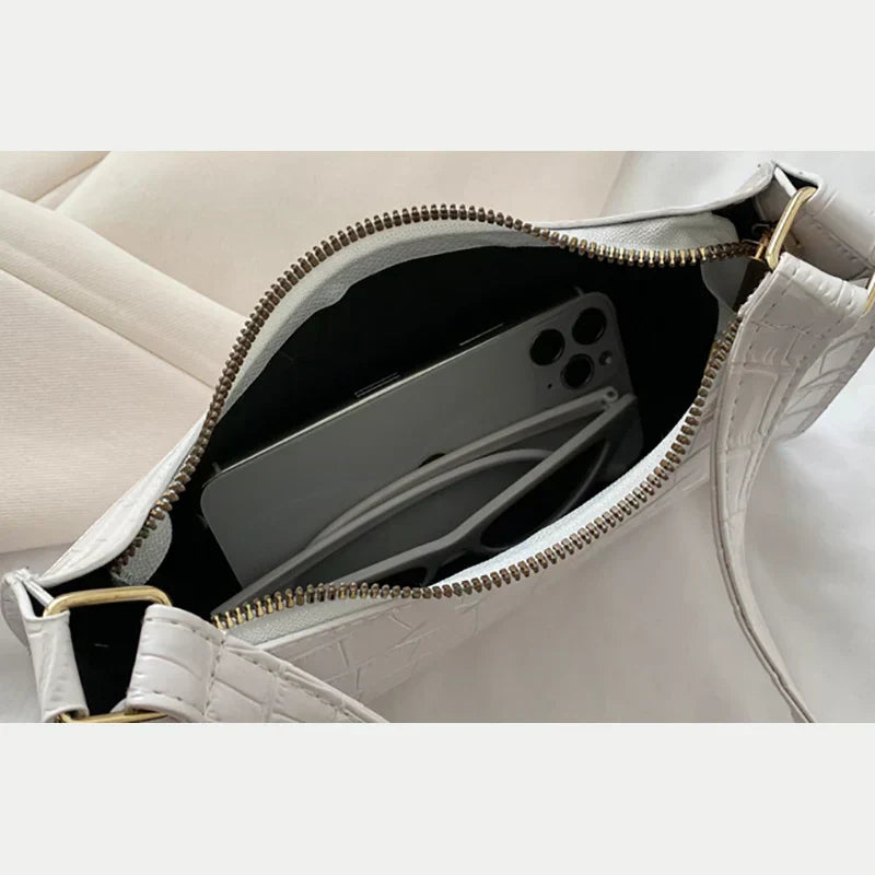 Livia™ – Shiny Shoulder Bag