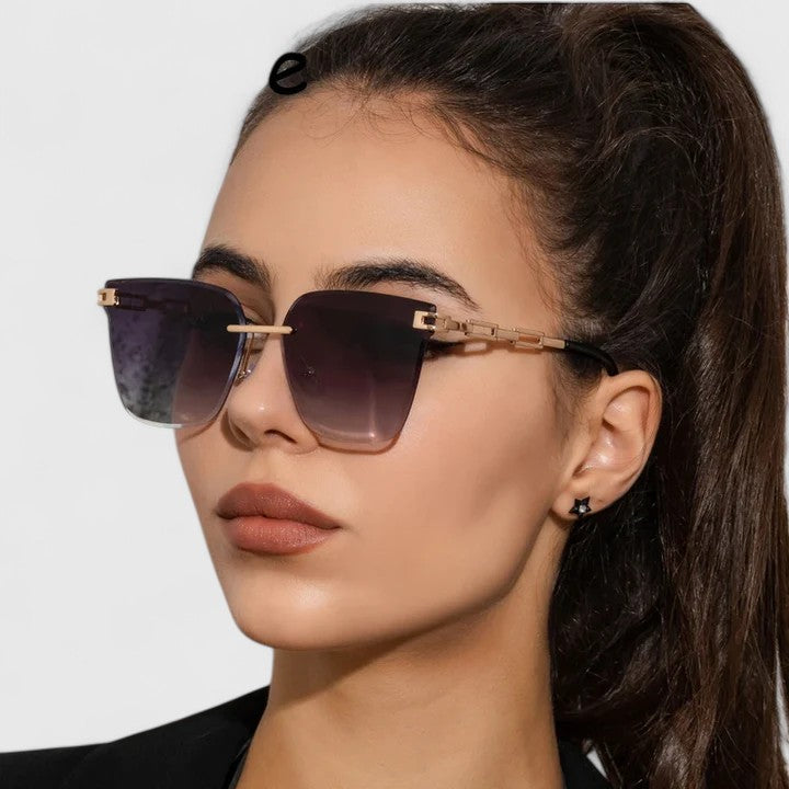 Elara™ – Chic Sunglasses