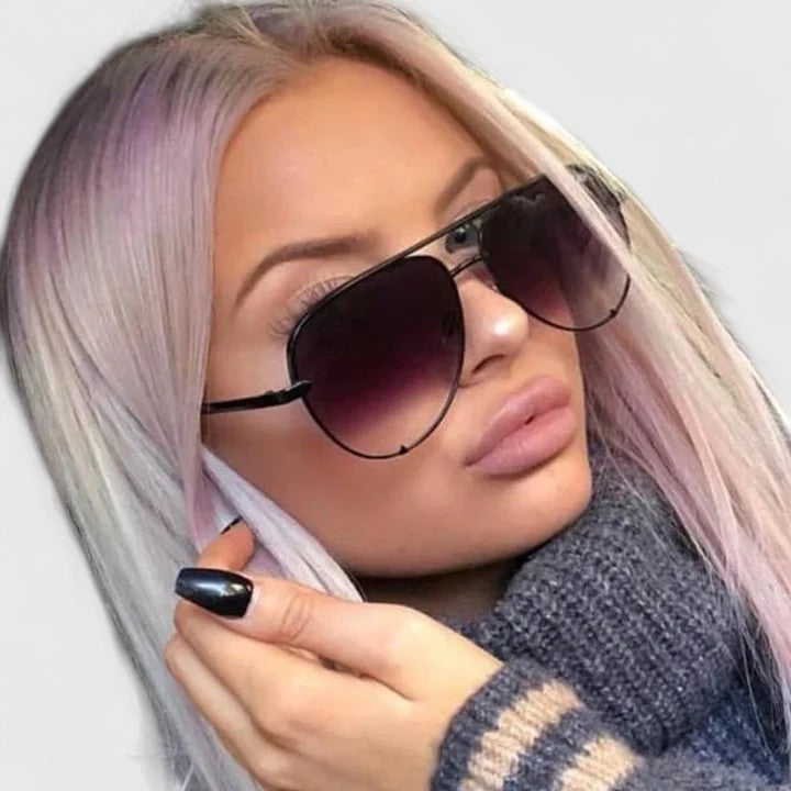 Elara™ – Chic Sunglasses
