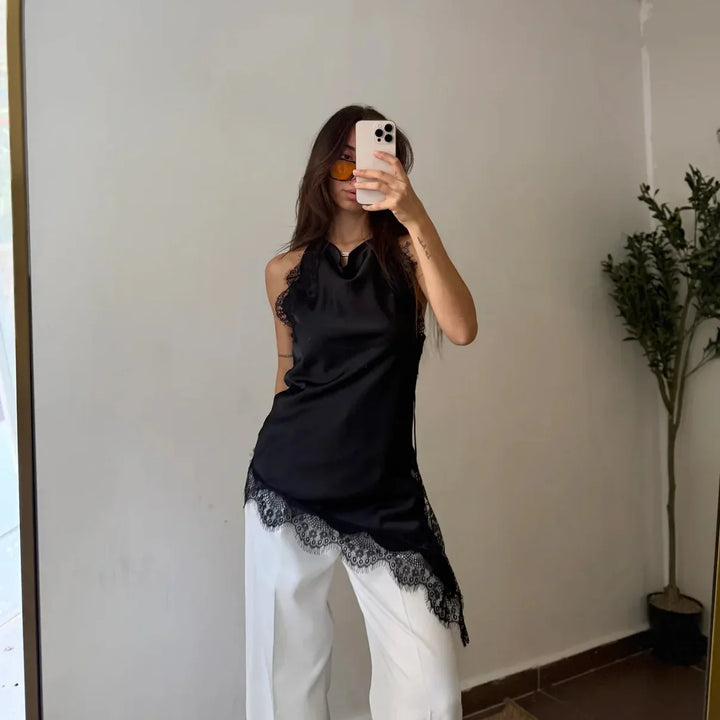 Virelle™ – Top Halter in Draped Lace