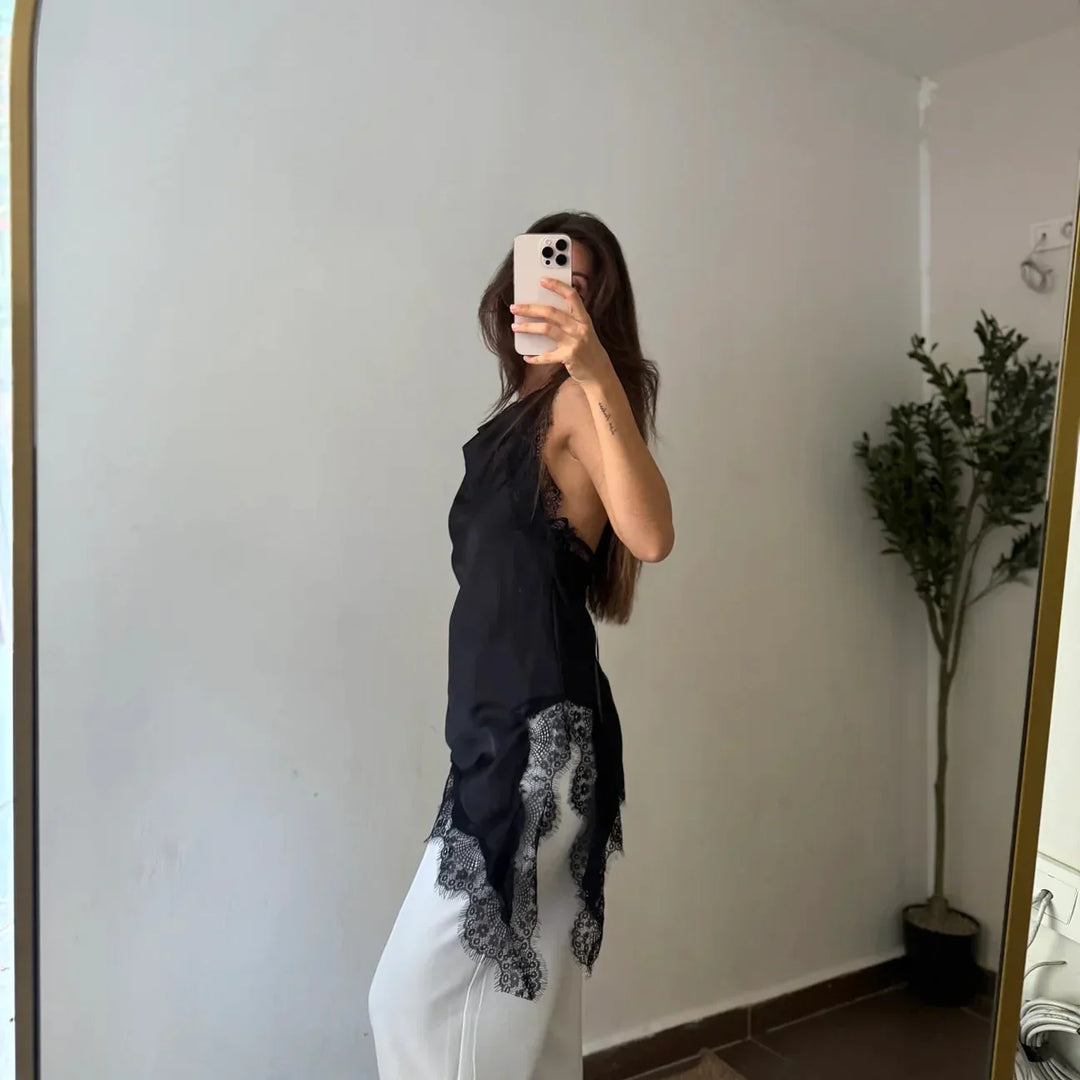 Virelle™ – Top Halter in Draped Lace