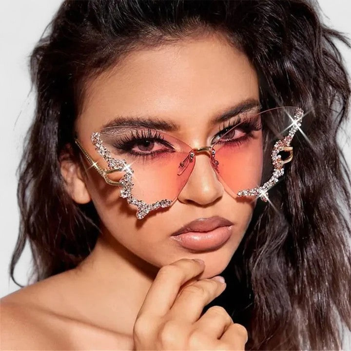 Elara™ – Chic Sunglasses