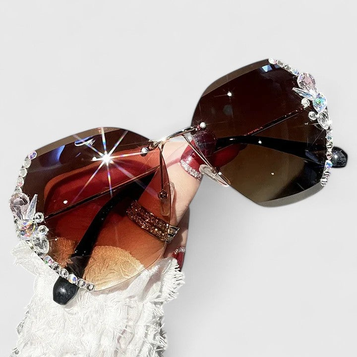 Selara™ – Elegant Sunglasses