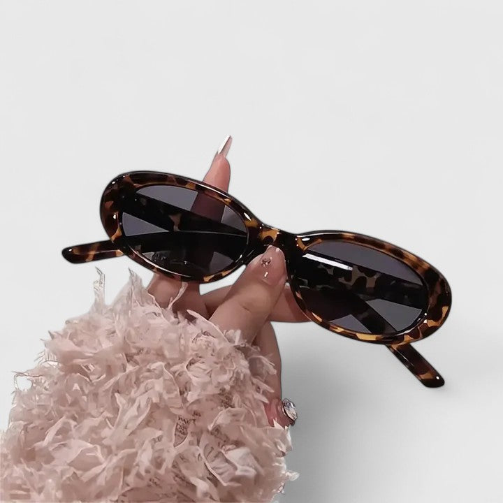 Elara™ – Chic Sunglasses