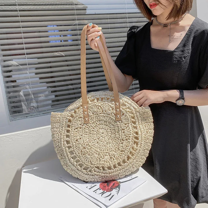 Livia™ – Multifunctional Straw Handbag