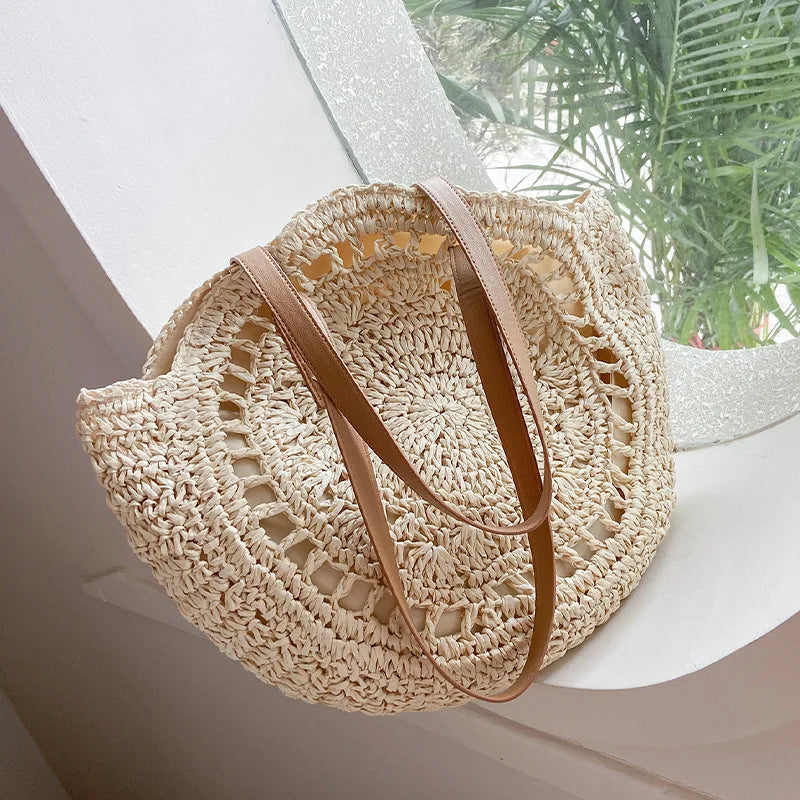Livia™ – Multifunctional Straw Handbag