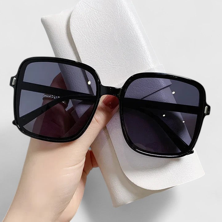 Zarae™ – Elegant Sunglasses