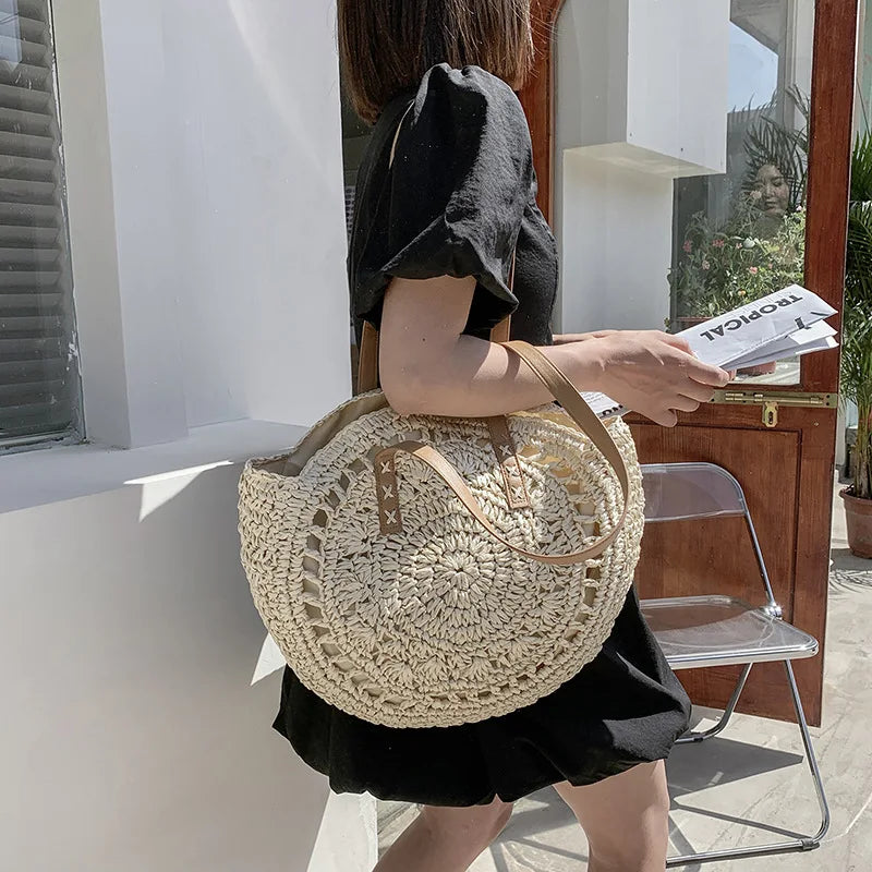 Livia™ – Multifunctional Straw Handbag