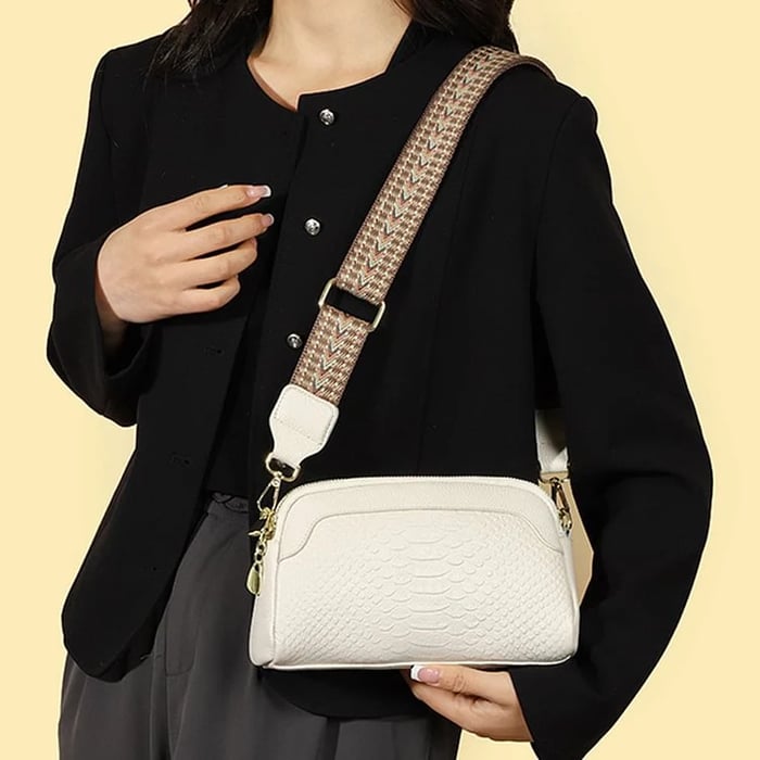 Soleil™ – Croc-Pattern Mini Crossbody Bag