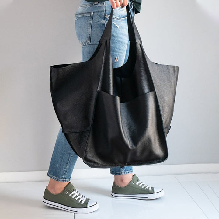 Livia™ – Oversized Weekender Bag